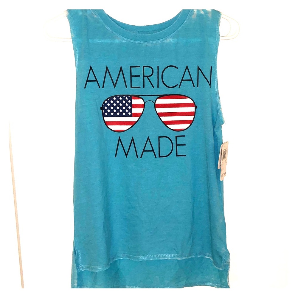 Distressed graphic tank